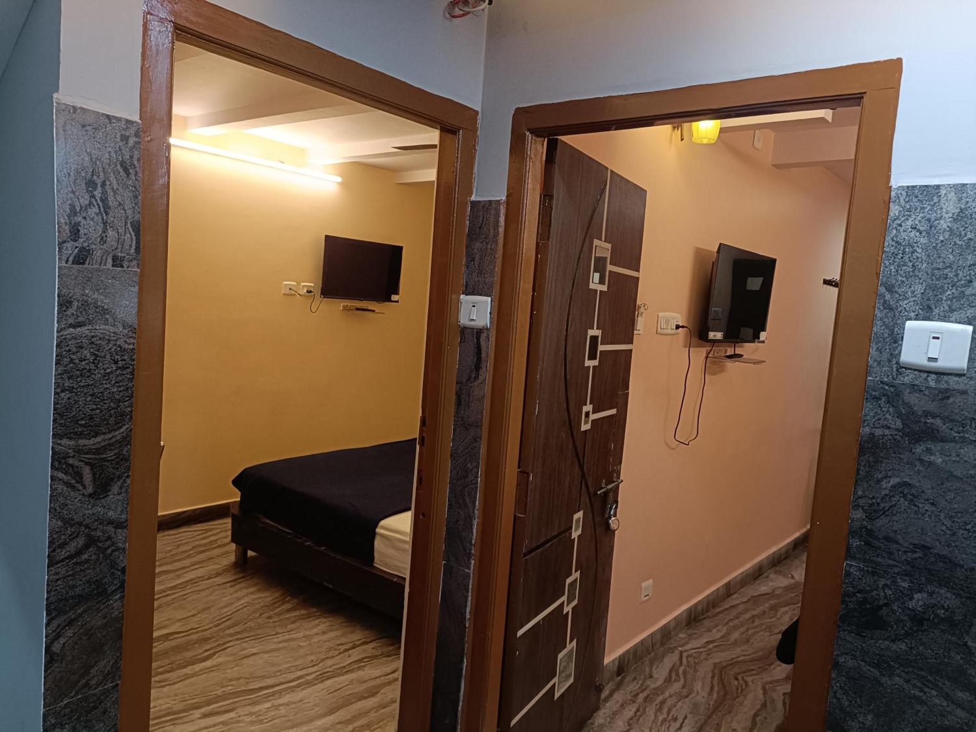 Hotel Dakshin Sea Paradise ヴィシャーカパトナム エクステリア 写真